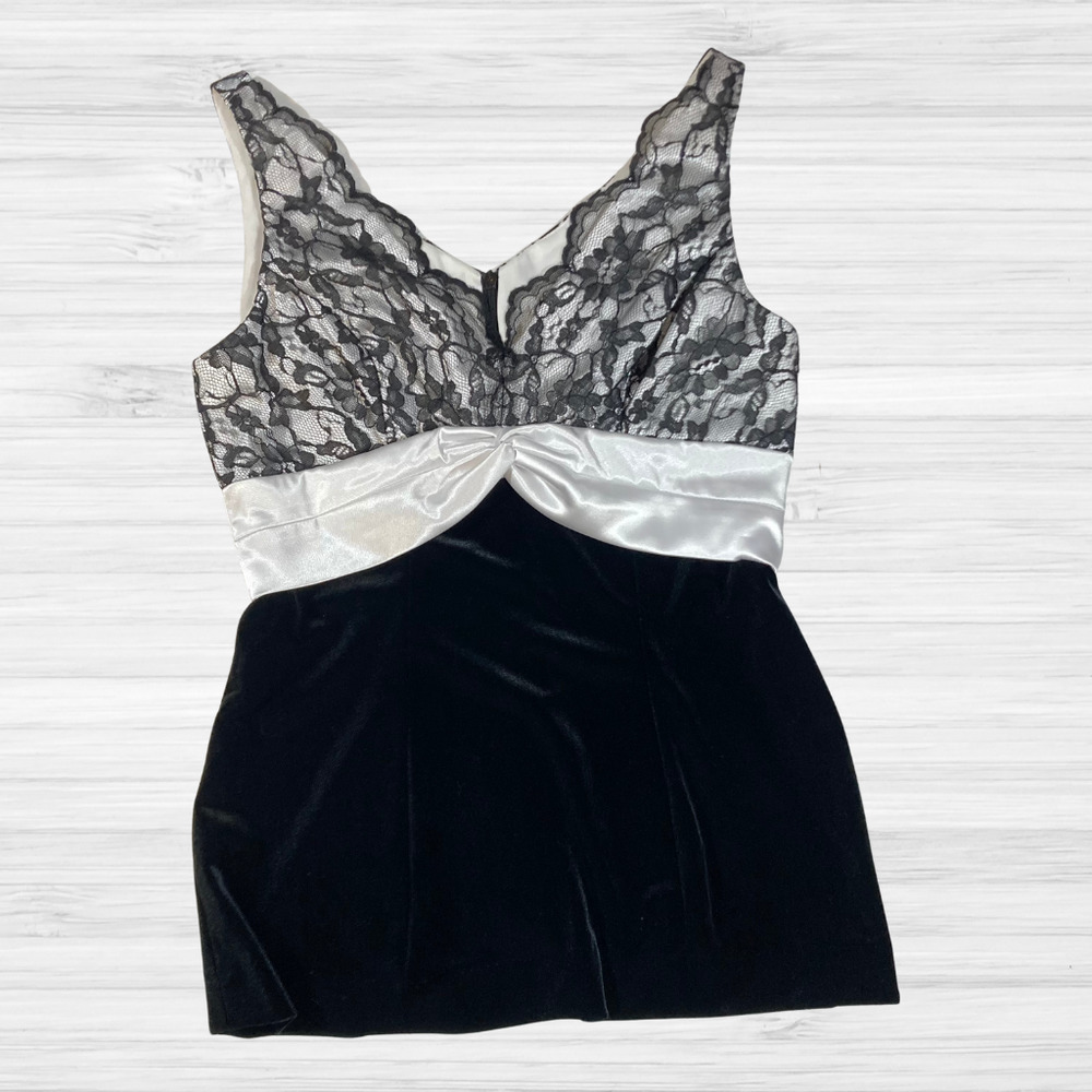 NWT Vintage PETITE P Alex Evenings CAMISOLE Black Velvet & Lace w/ White Satin